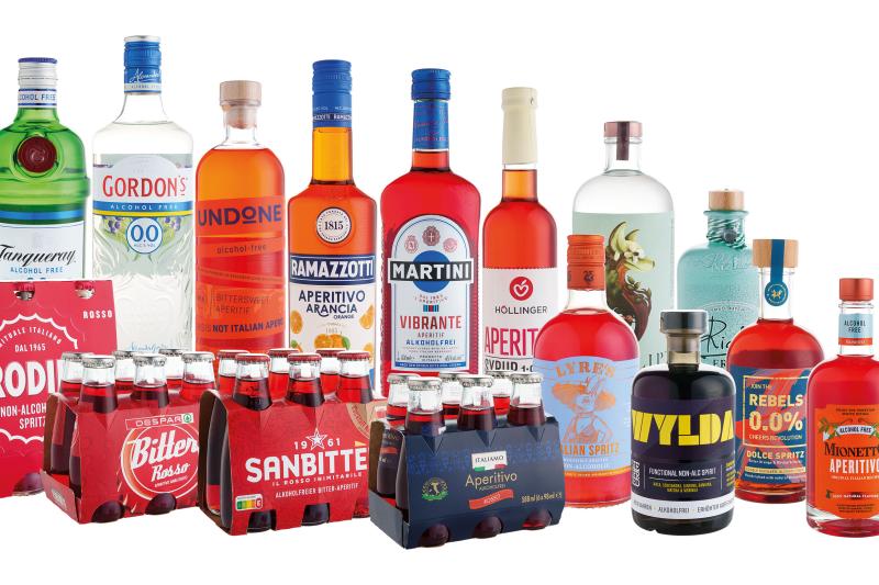 Gruppenbild_Alle_mit-Wylda.jpg Gruppenbild_Alle_mit-Wylda.jpg